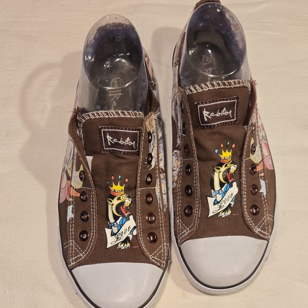 Revolution Womens Tattoo Graphic Low Top Canvas Sneakers Brown Slip On Size 7.5